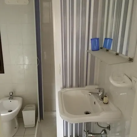 La Lantana Nuova Couette-café